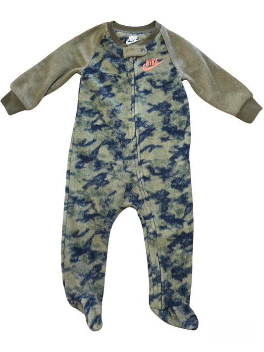Nike | 9 mois