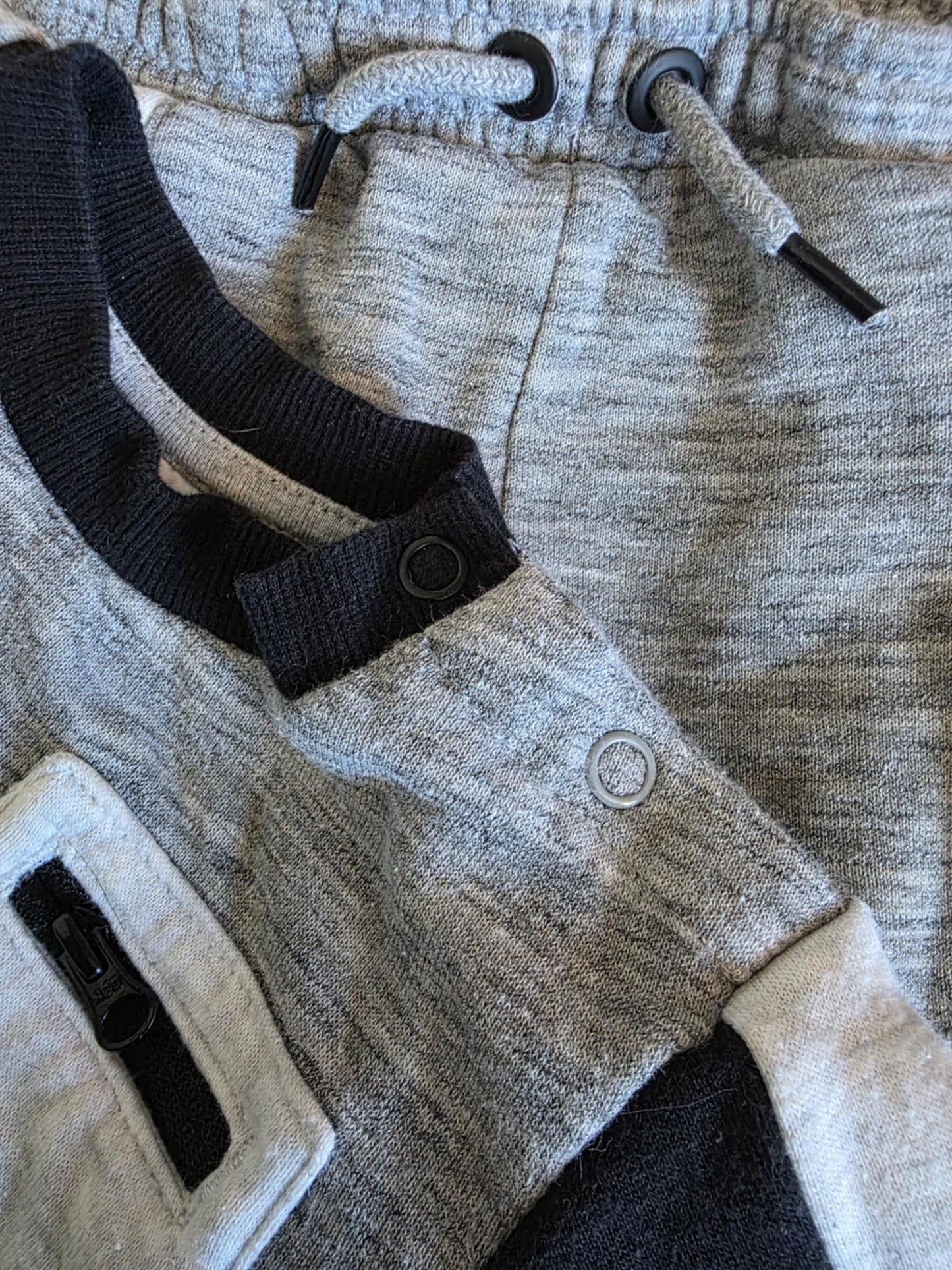 George | 12-18 mois (2 pièces)